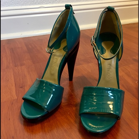🎉HP🎉NWT Chloe Patent Leather Ankle Strap Sandals - Picture 8 of 14